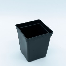 Maceta cuadrada 1,65 Litros